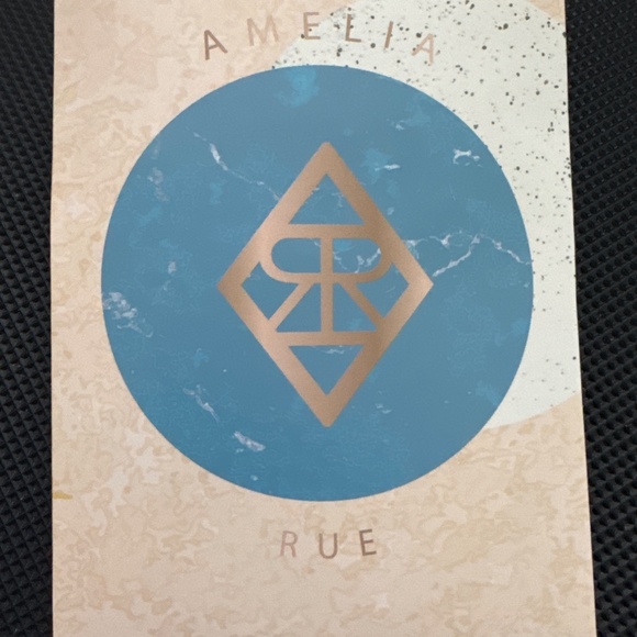 Amelia Roe multi strand necklace gold plated - Picture 2 of 5